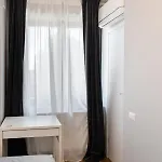 2br Gem With Breathtaking Views & Balcony Bliss Apartamento