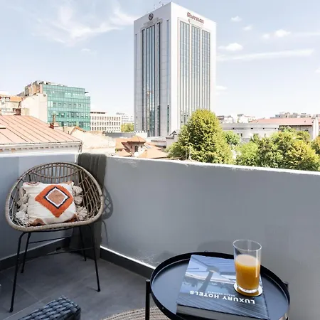 2br Gem With Breathtaking Views & Balcony Bliss