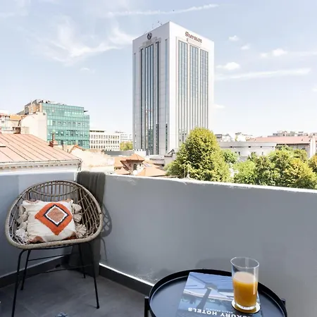 2br Gem With Breathtaking Views & Balcony Bliss 公寓 布加勒斯特